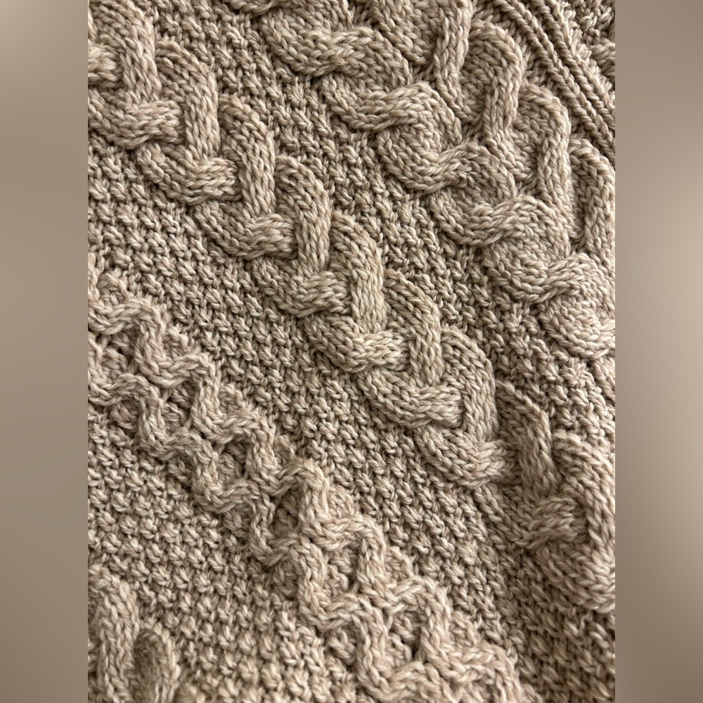 Aran Sweater Market Cable & Moss Poncho, Size S/M - Picture 5 of 5